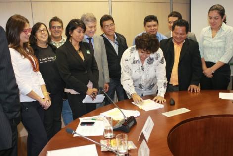 Ministra do Meio Ambiente assina novos contratos do Fundo Amazônia