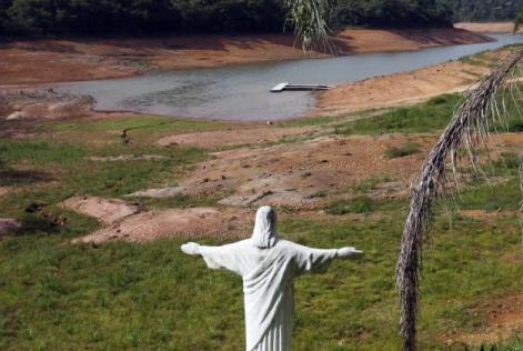 Cantareira pode secar em julho, prevê centro de monitoramento