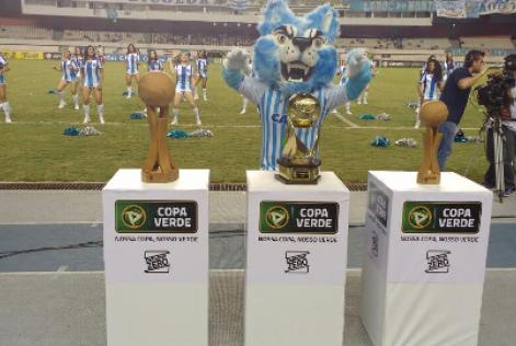 taça e mascote